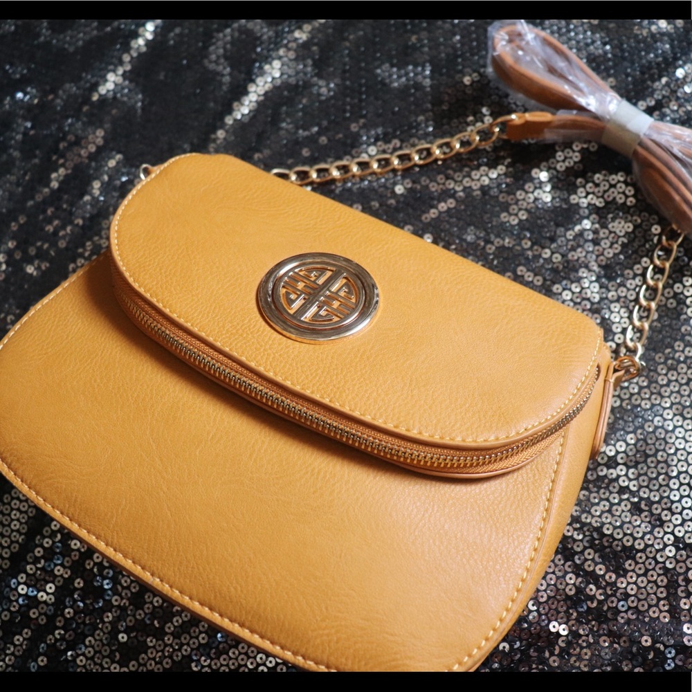 🆕 CROSSBODY WOMENS PURSE.